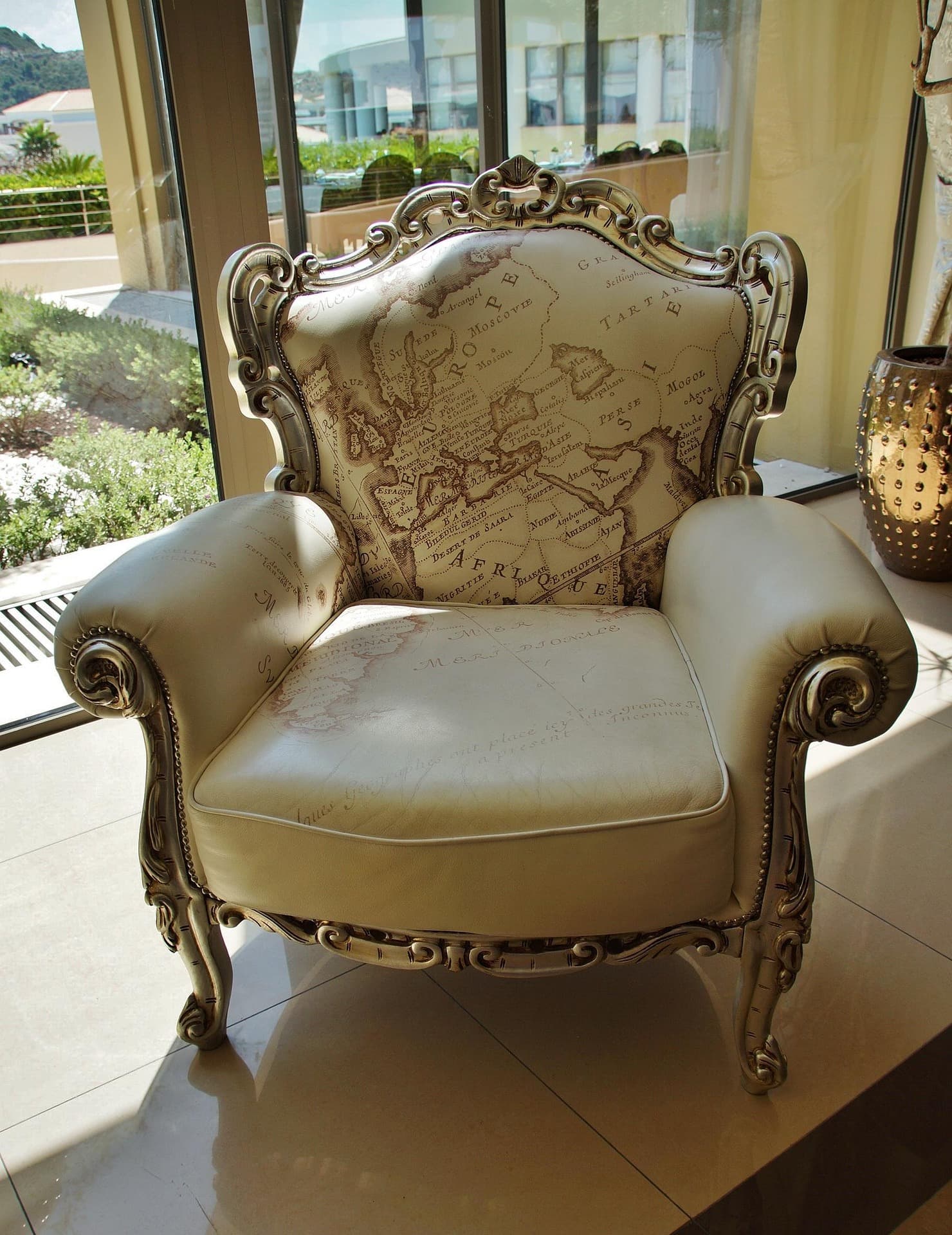 Contemporary Office Chair